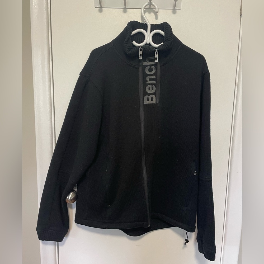 Bench zip up sweater